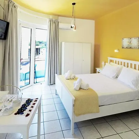 Museum Loft Apartment, With City View. Heraklion  Exterior photo